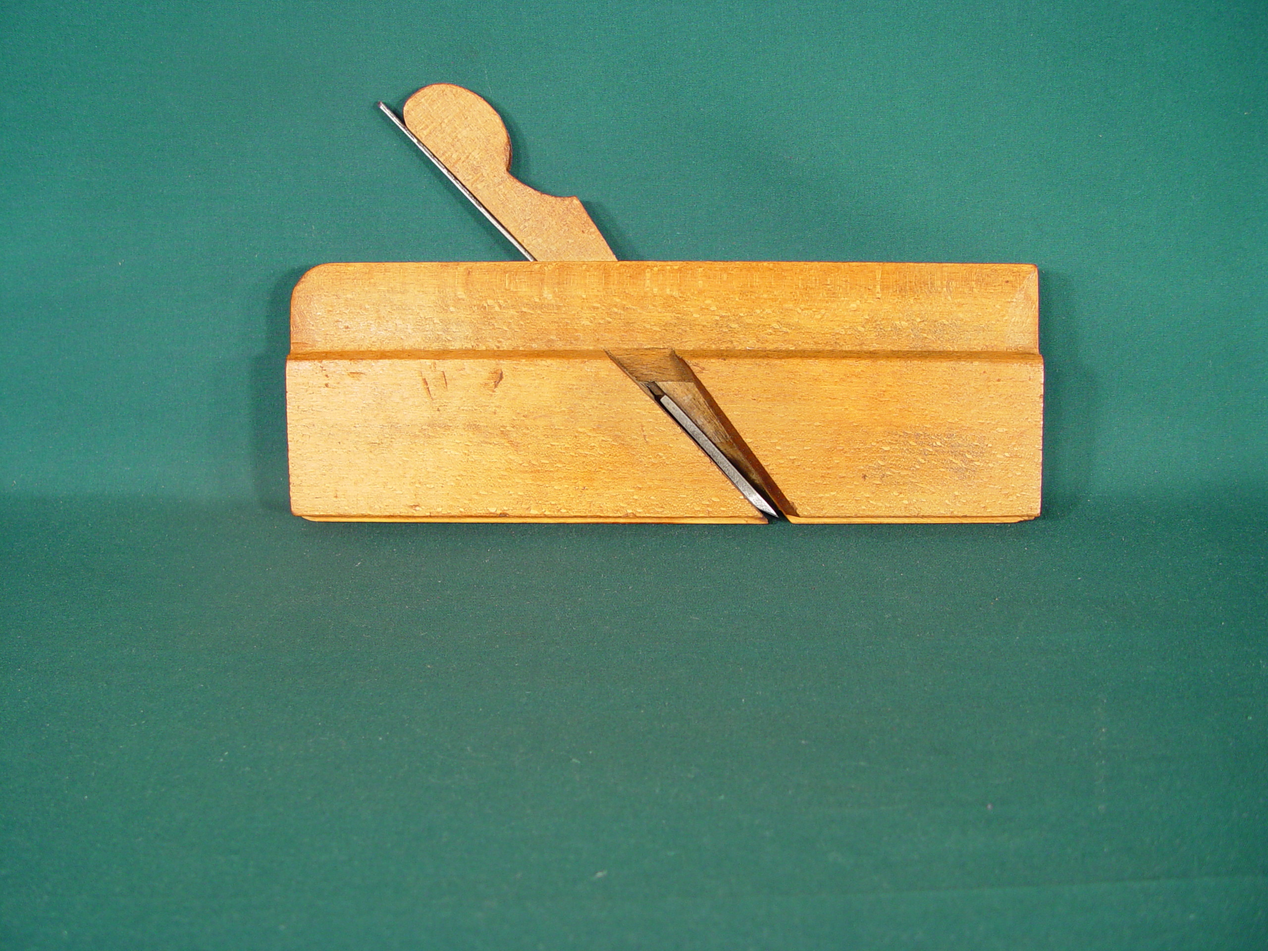 3/8 inch Center Bead
